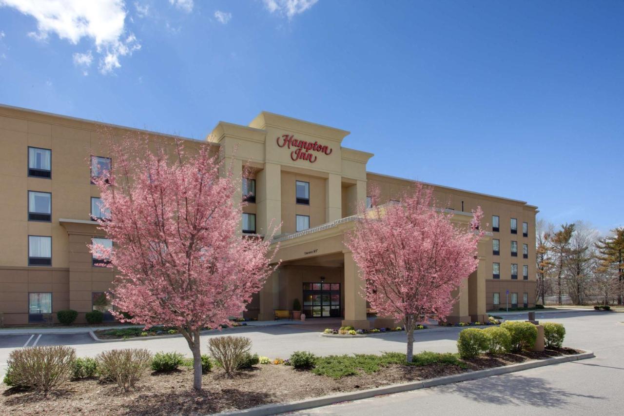 Hampton Inn By Hilton Garden City Long Island Exterior photo